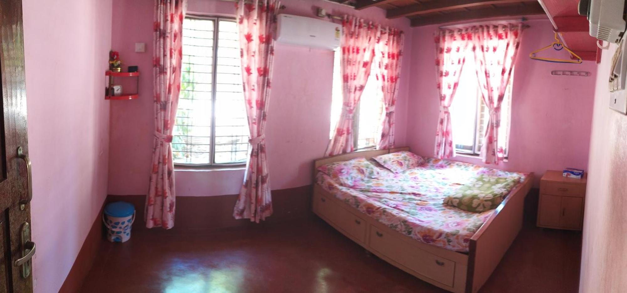 Runnin Airport - Homestay Gurpur Exterior photo