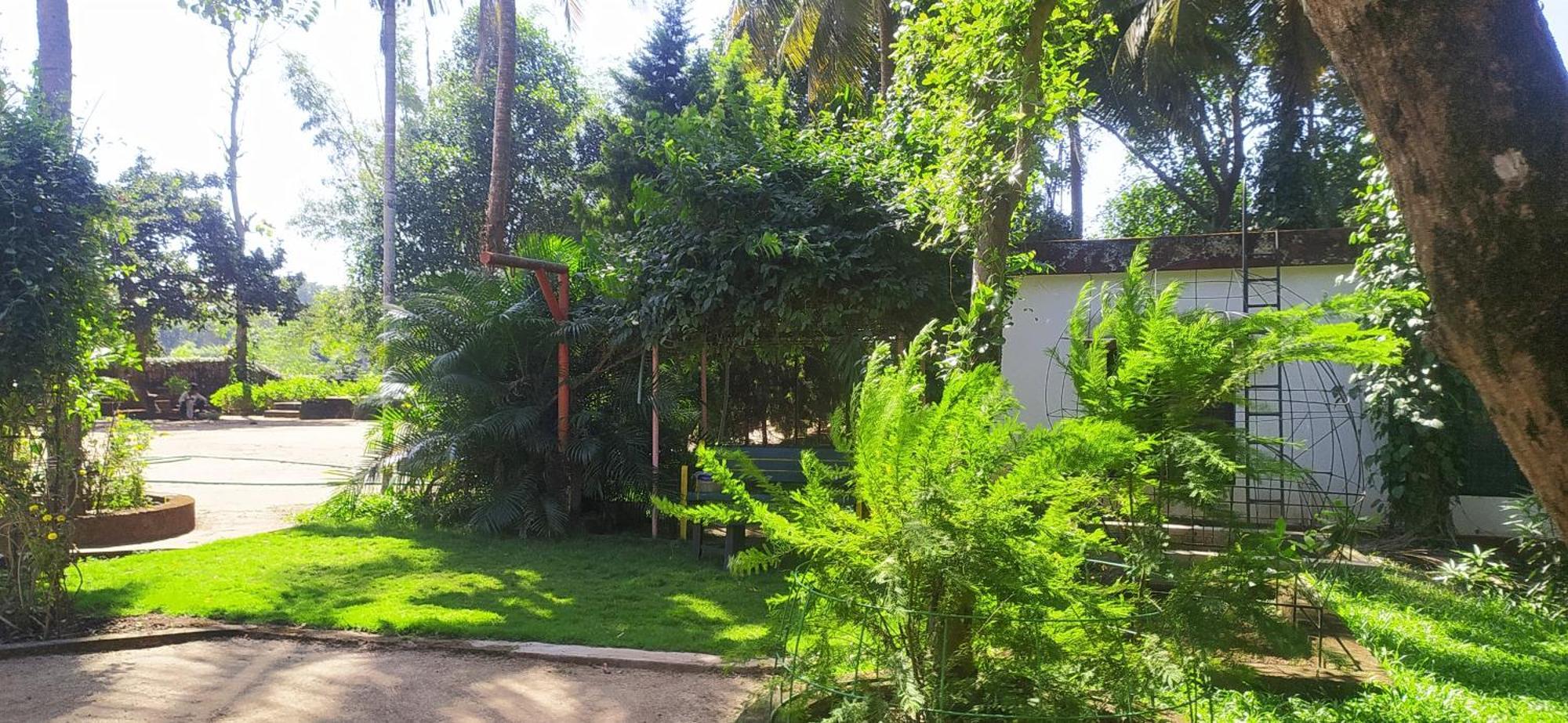 Runnin Airport - Homestay Gurpur Exterior photo